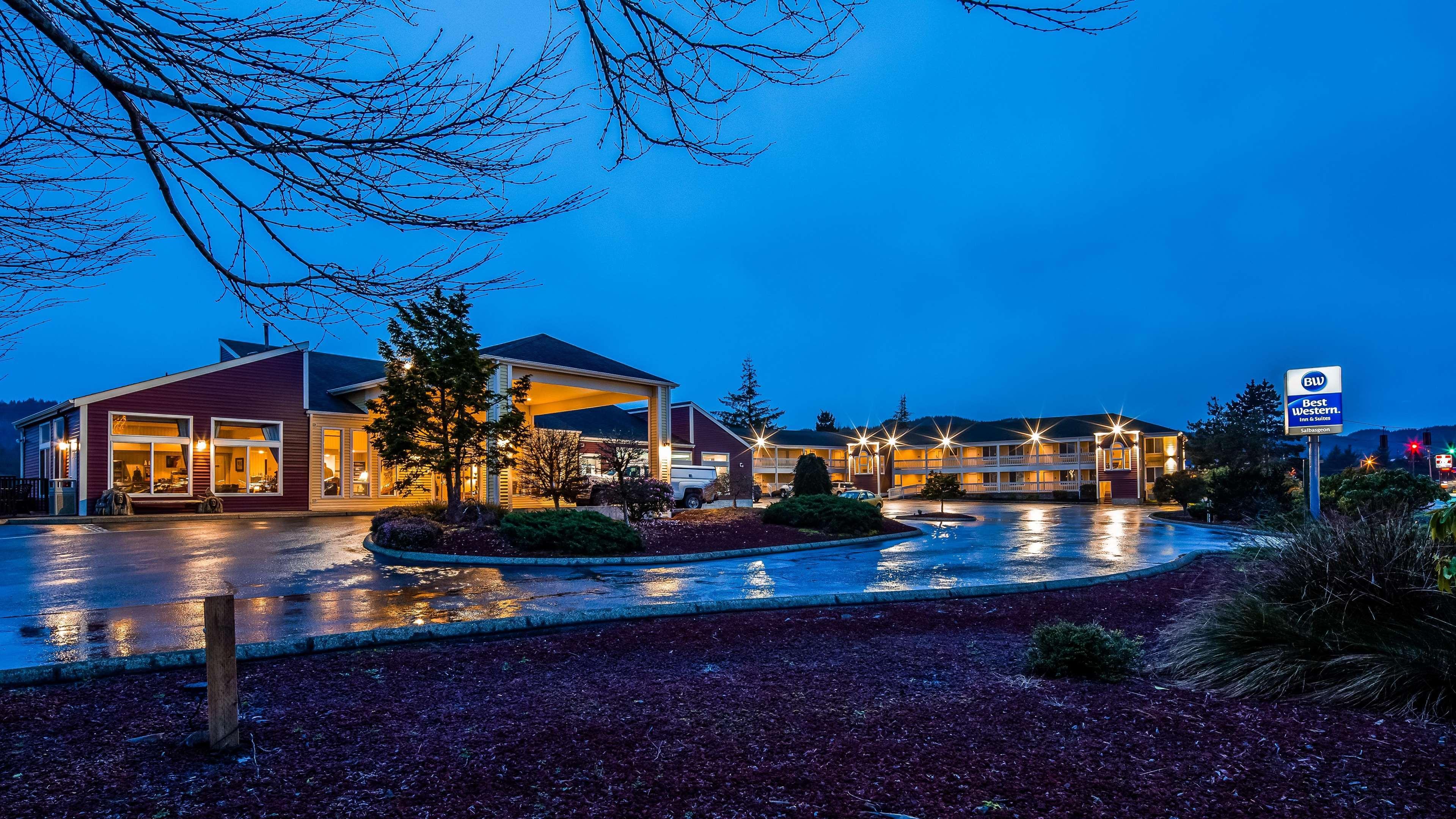 Best Western Salbasgeon Inn & Suites Reedsport Exteriör bild